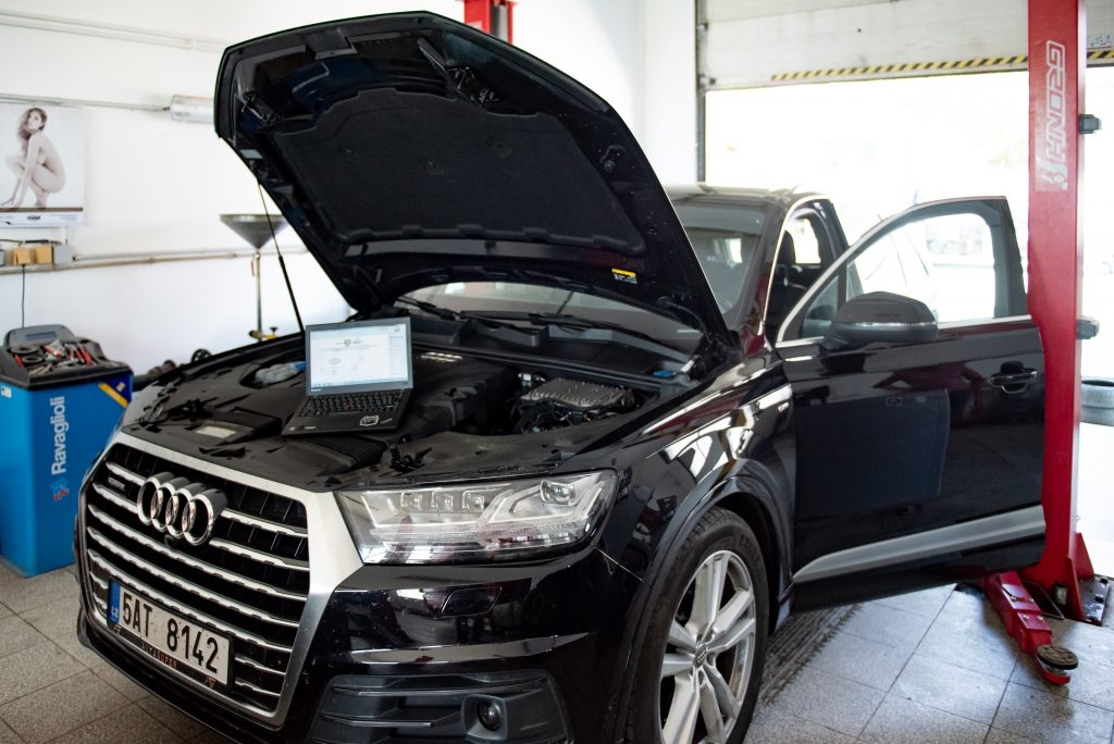 Autoservis a pneuservis